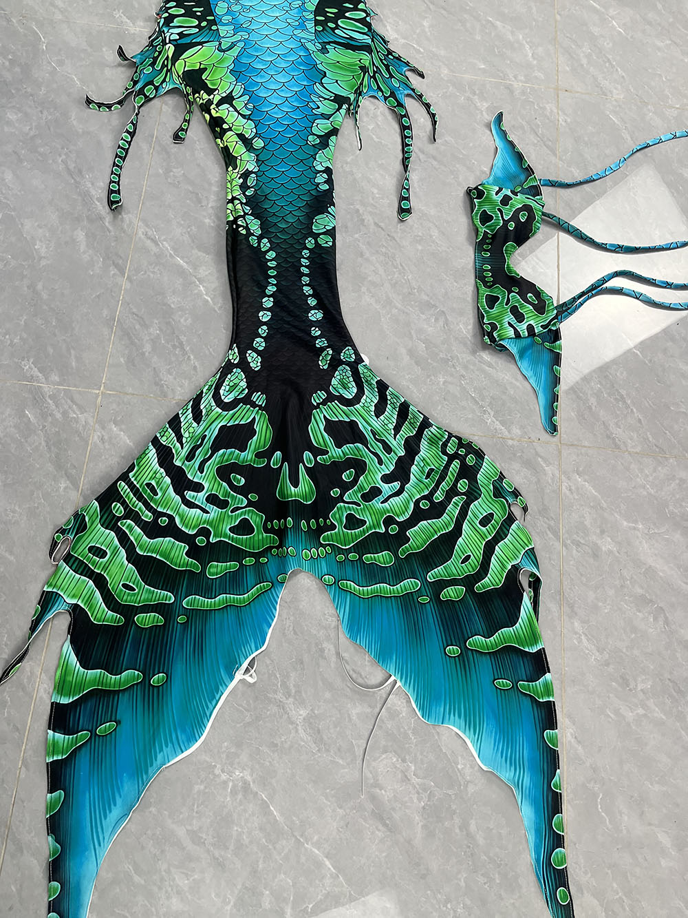 Hot selling Colorful Mermaid T - Aquarium & Marine Museum Kota Kinabalu recension och pris